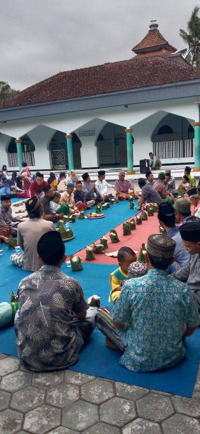 Kenduri Suran, Adat Terjaga Dari Pojok Desa